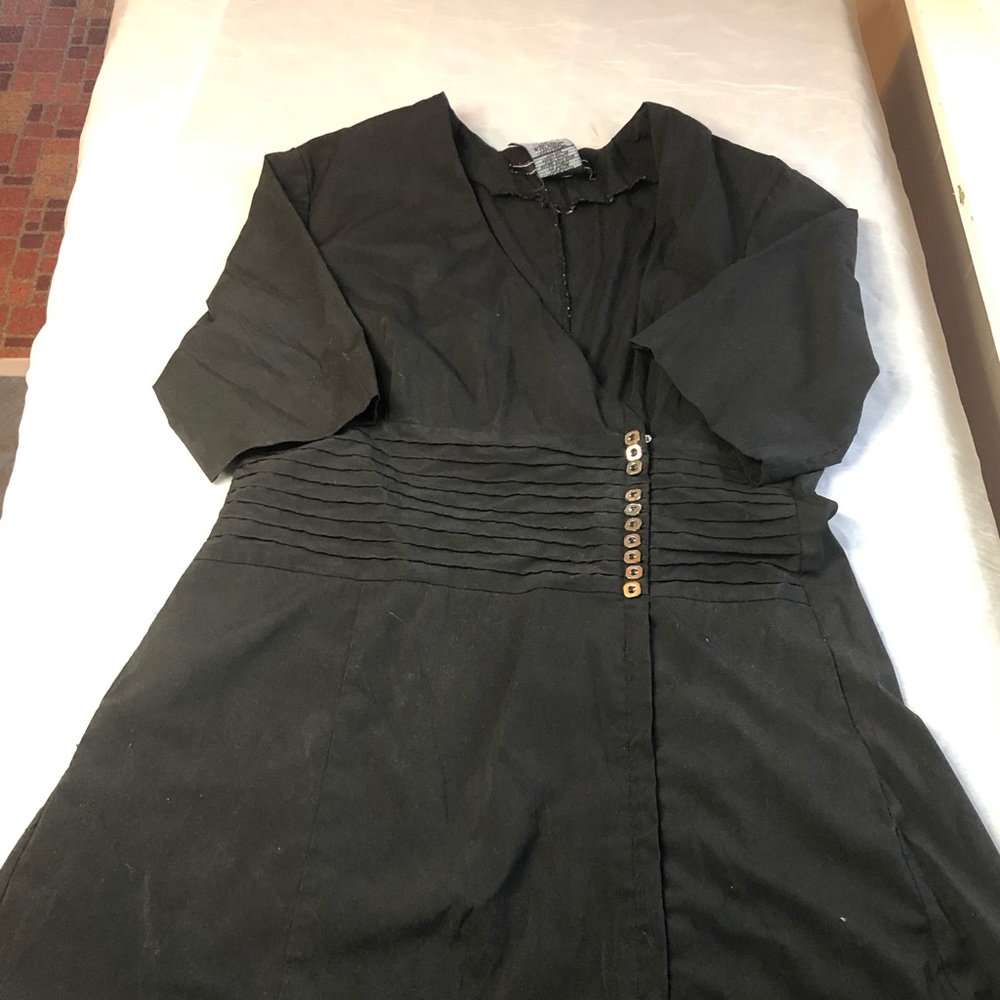 Noel Asmar “Gracie” Tunic